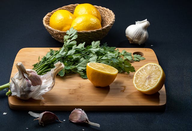 Salicylic acid is present in which fruits and vegetables