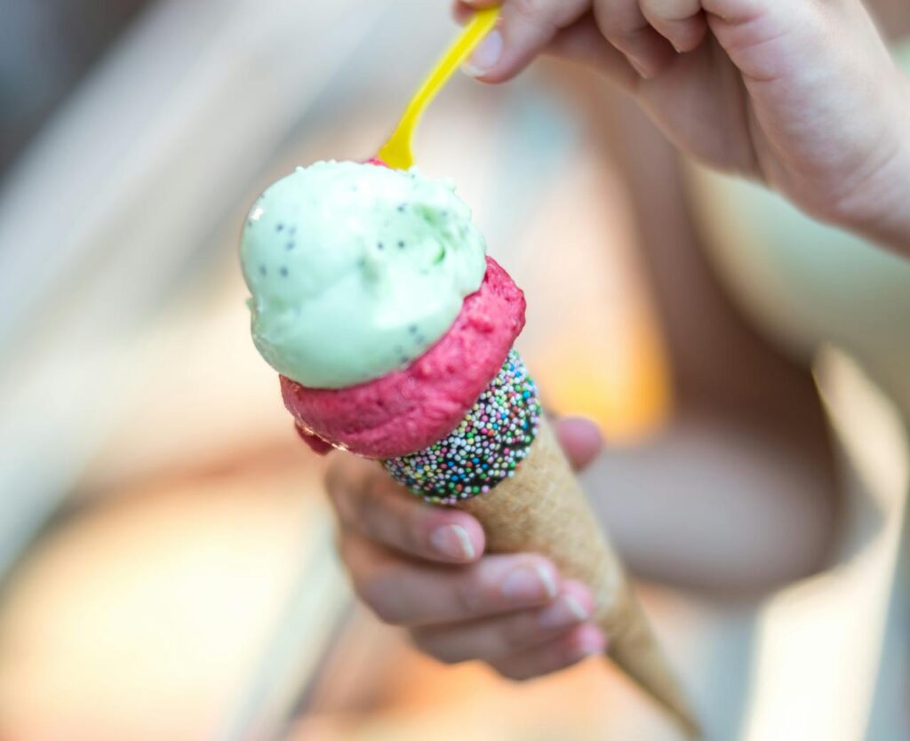 8 Best Low-Calorie Ice Cream Brands in India, UK, USA, Australia, Brazil. 2 8 Best Low-Calorie Ice Cream Brands in India, UK, USA, Australia, Brazil.